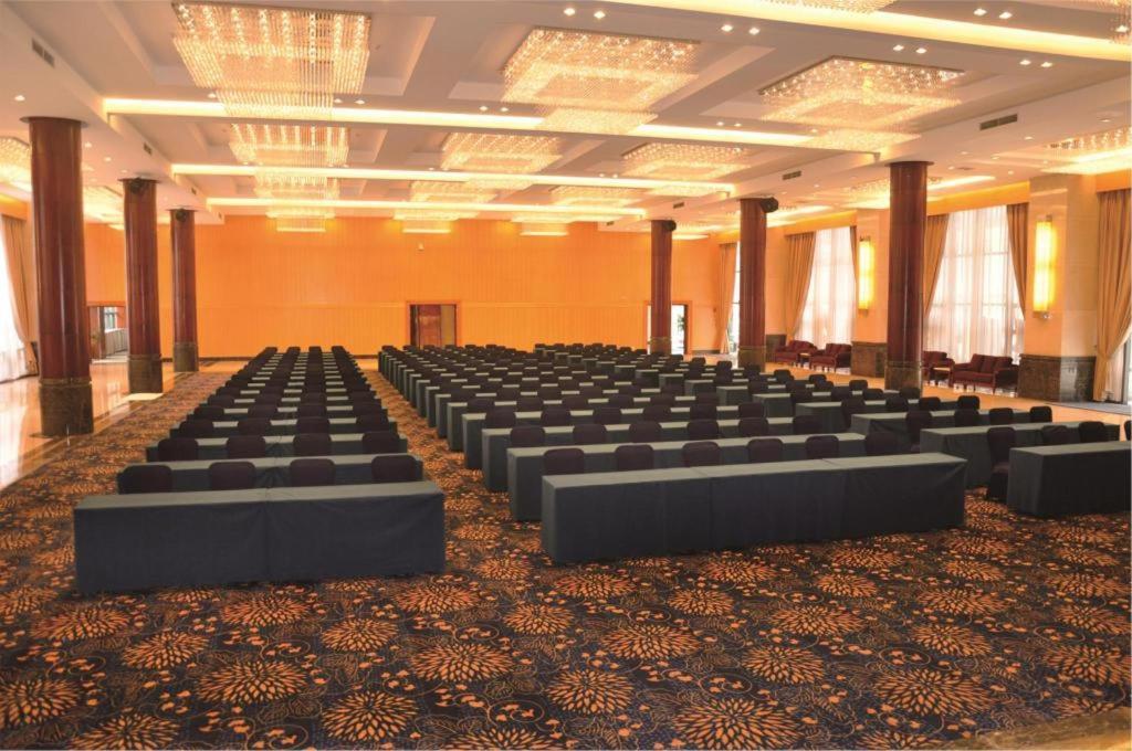 Chongqing Sunshine Continental Grand Hotel Esterno foto